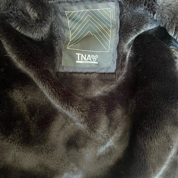 TNA winter jacket - Picture 3 of 3